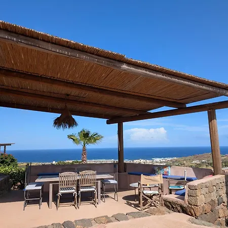 Dammusi Musa Holiday home *